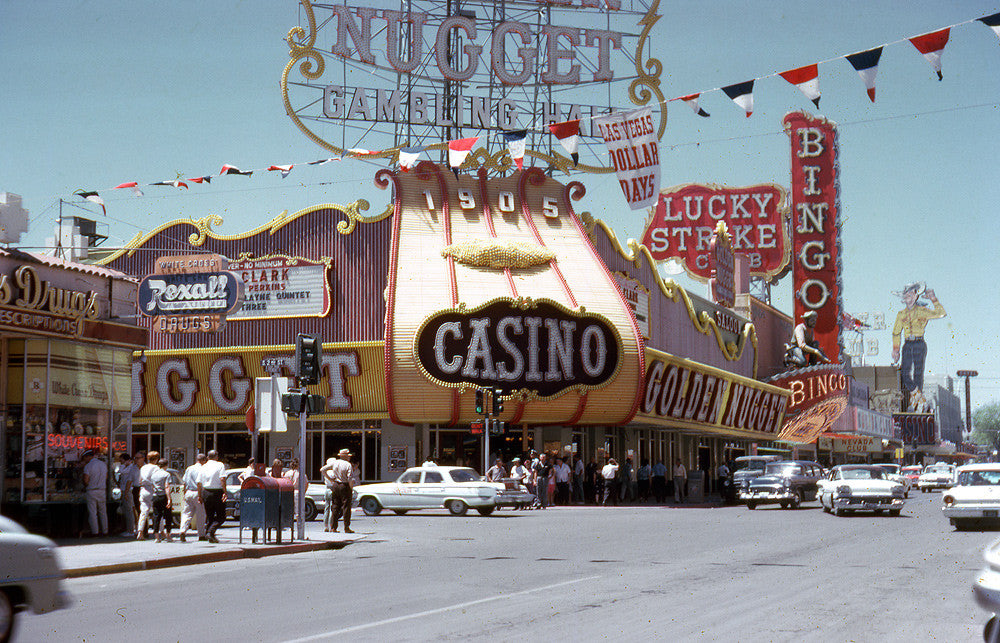 Vintage Las Vegas Casino Photos From the Past 